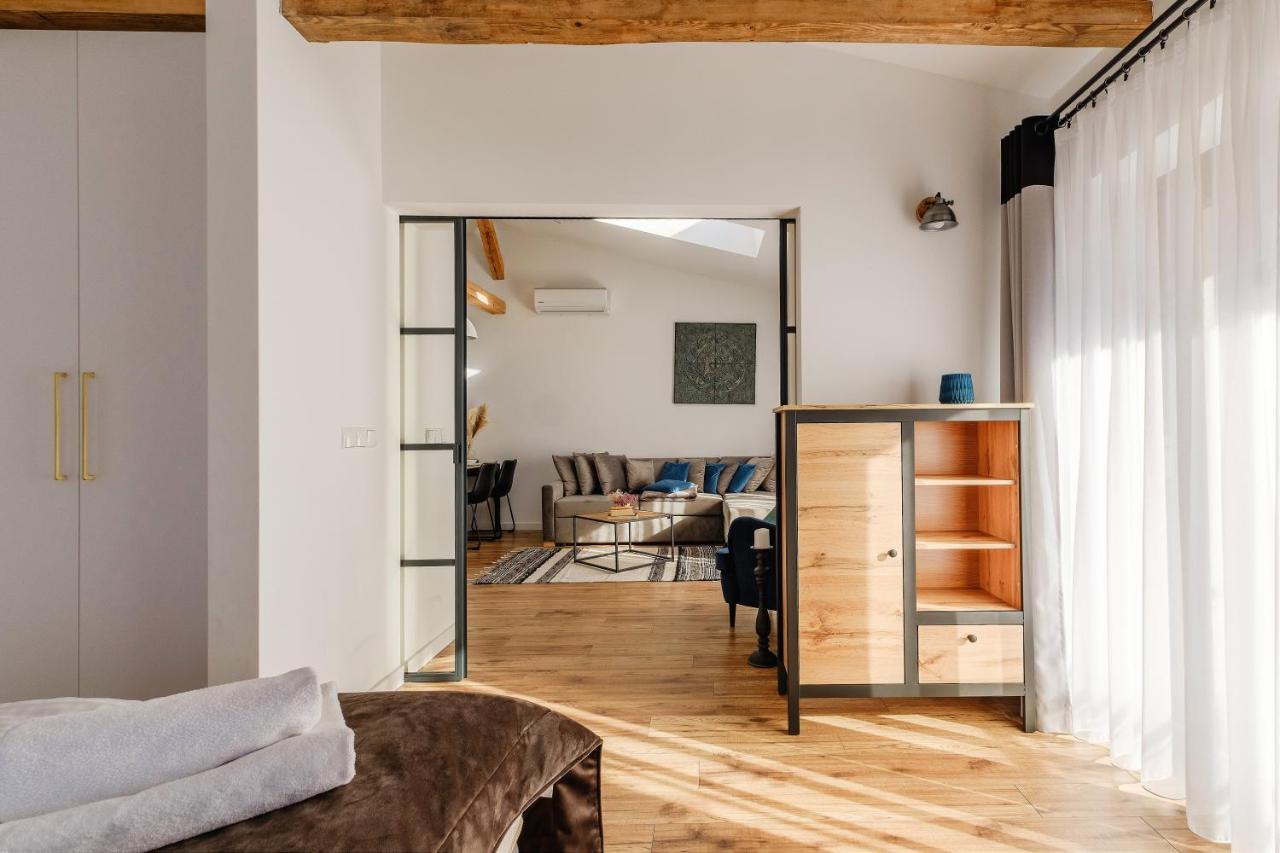 Rezydencja Ornak 5 - Stylowe Apartamenty Z Balkonami I Jacuzzi, 5 Min Pieszo Do Krupowek, Izby Podhalanskie Zakopane Exterior foto