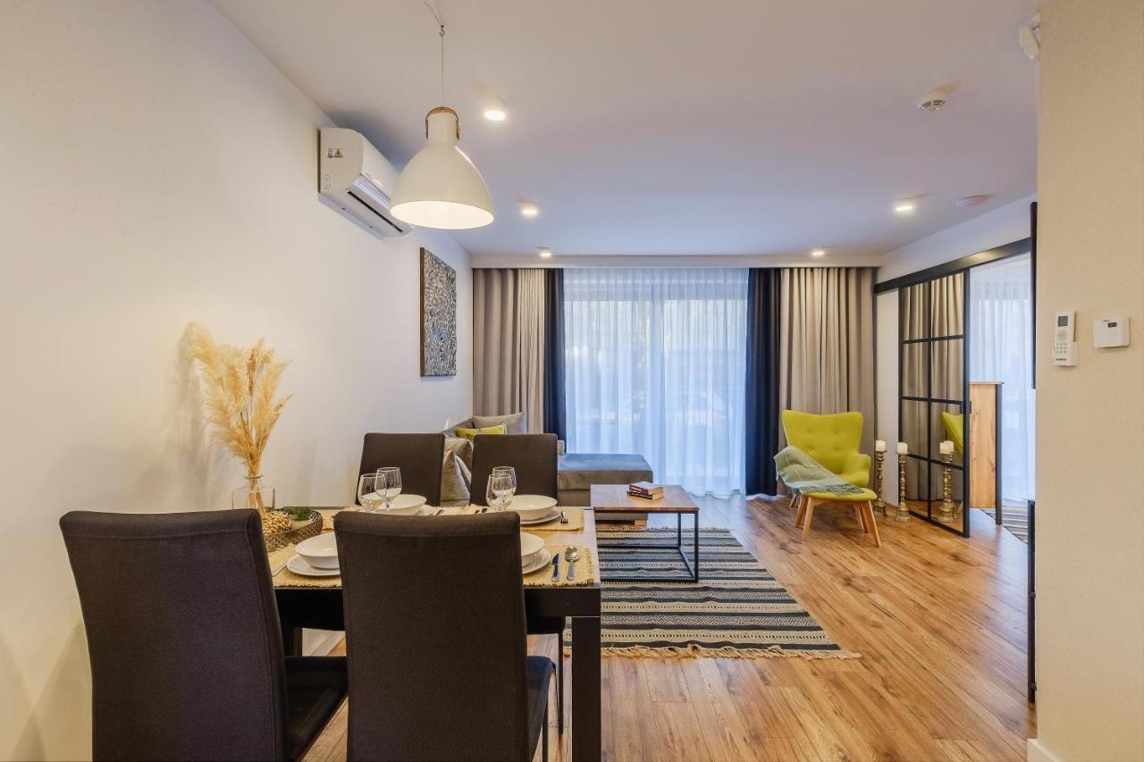 Rezydencja Ornak 5 - Stylowe Apartamenty Z Balkonami I Jacuzzi, 5 Min Pieszo Do Krupowek, Izby Podhalanskie Zakopane Exterior foto